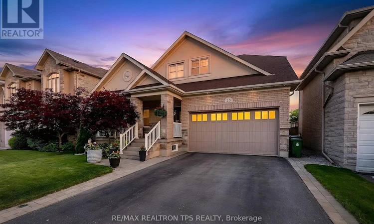 25 Leafield Drive