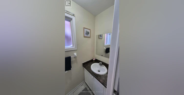124 Desert Sand Drive, Brampton, ON, L6R 1P9 - 6