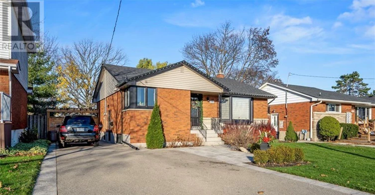 LOWER-126 26th Street WEST, Hamilton, ON, L9C 4Z4