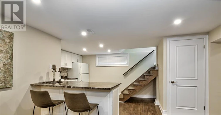 LOWER-126 26th Street WEST, Hamilton, ON, L9C 4Z4 - 4