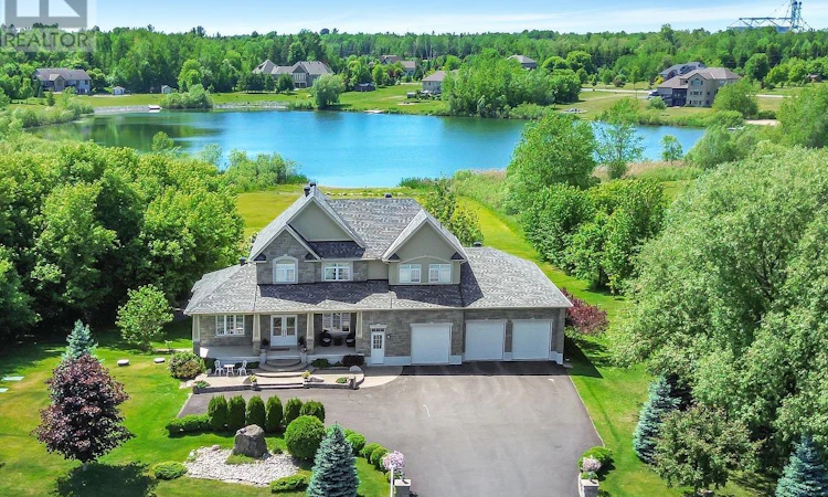 365 Lake Circle WEST