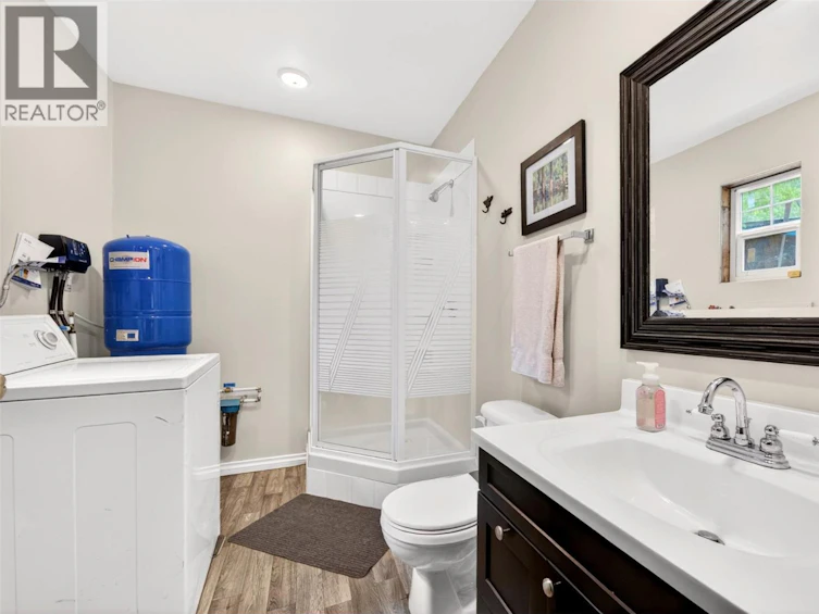 7346 Harrop Procter Road, Procter, BC, V1L 6R4 - 31
