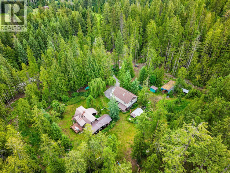 7346 Harrop Procter Road, Procter, BC, V1L 6R4 - 4