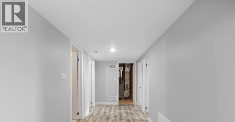 LOWER-151 Lane Street, Essex, ON, N8M 0B1 - 9