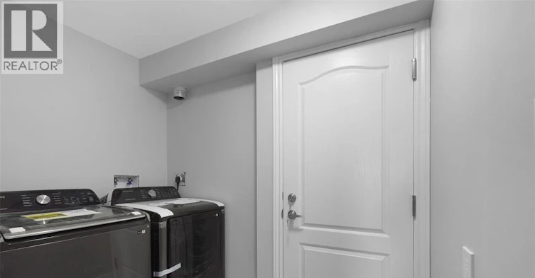 LOWER-151 Lane Street, Essex, ON, N8M 0B1 - 7