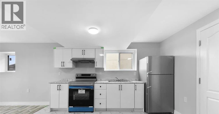 LOWER-151 Lane Street, Essex, ON, N8M 0B1 - 5