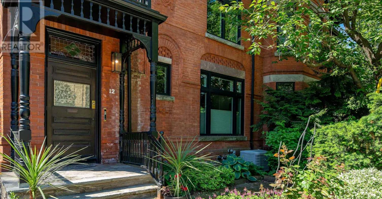 UPPER-12 Meredith Crescent, Toronto, ON, M4W 3B6 - 2