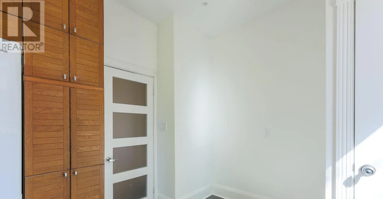 UPPER-12 Meredith Crescent, Toronto, ON, M4W 3B6 - 34