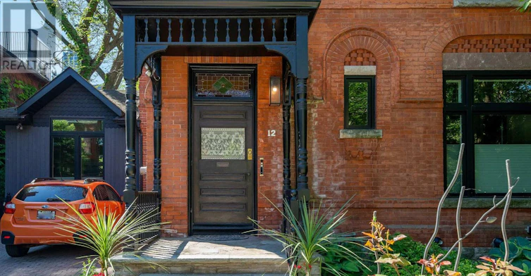 UPPER-12 Meredith Crescent, Toronto, ON, M4W 3B6 - 3