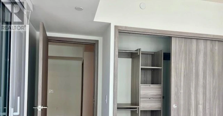 707-1 Concord Cityplace Way, Toronto, ON, M5V 0X3 - 6