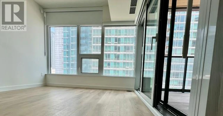 707-1 Concord Cityplace Way, Toronto, ON, M5V 0X3 - 7