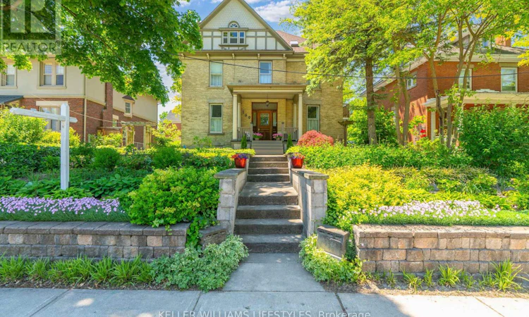 169 Ridout Street S