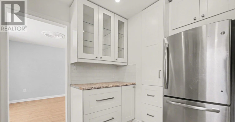 5 Arundel Avenue, Ottawa, ON, K1K 0B1 - 13