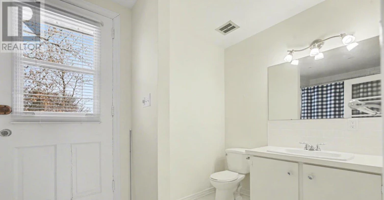 5 Arundel Avenue, Ottawa, ON, K1K 0B1 - 28