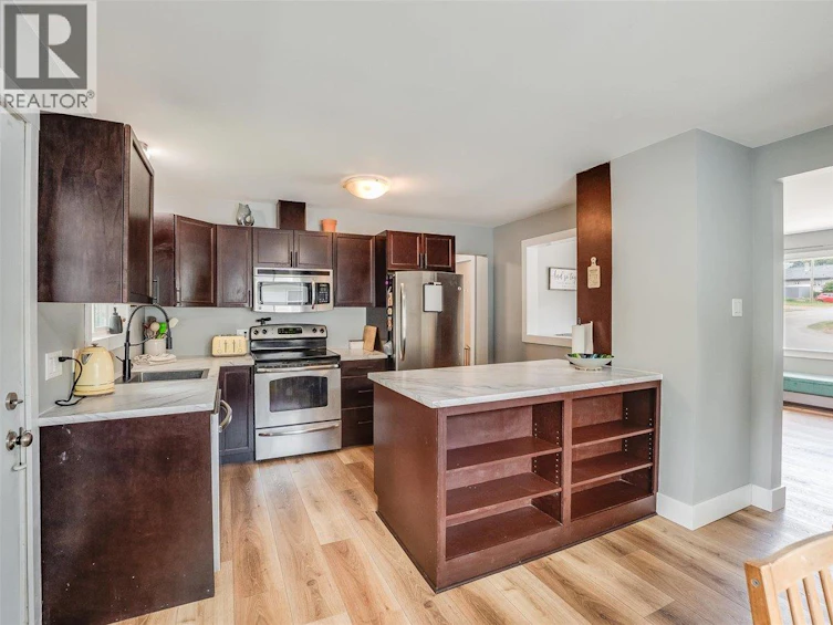 856 7th Avenue, Castlegar, BC, V1N 1R9 - 19