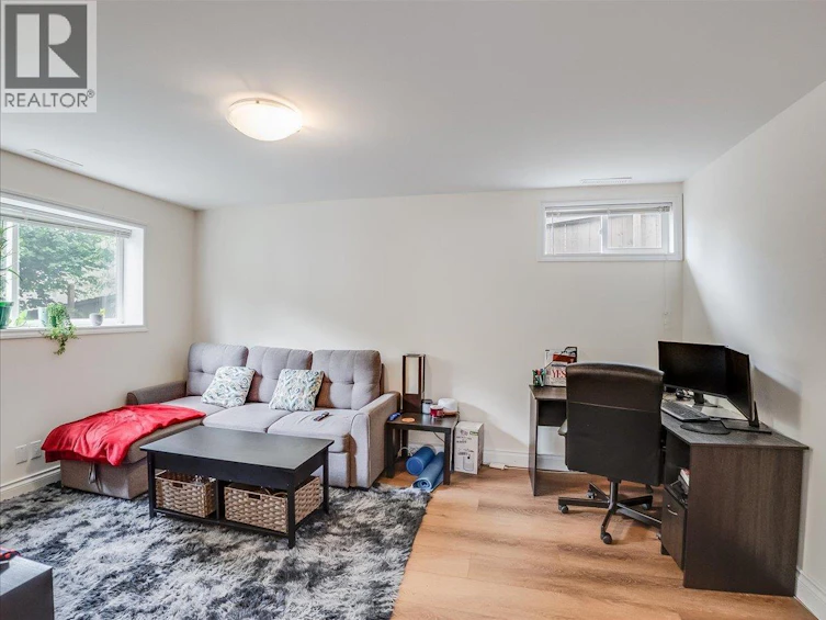 856 7th Avenue, Castlegar, BC, V1N 1R9 - 45