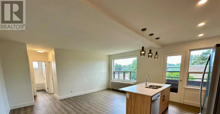 9-3 Wingreen Court, Toronto, ON, M3B 1B9 - 3