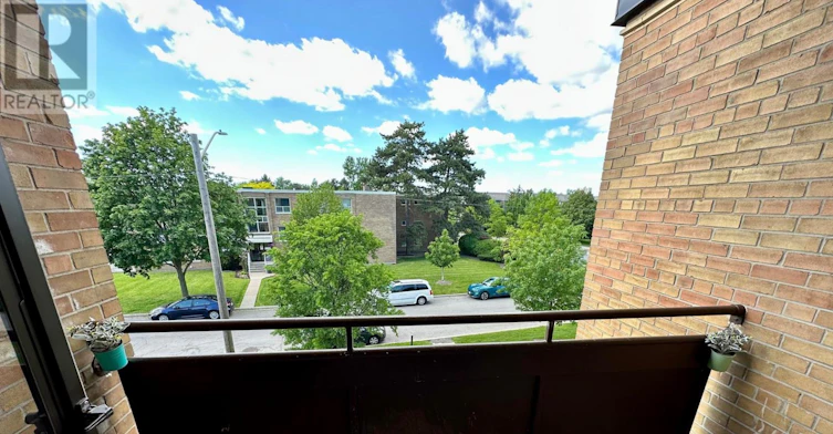 9-3 Wingreen Court, Toronto, ON, M3B 1B9 - 7