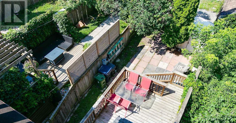 22 Kent Road, Toronto, ON, M4L 2X6 - 35
