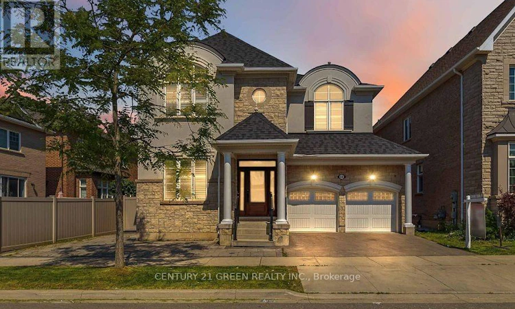 140 Magnolia Crescent
