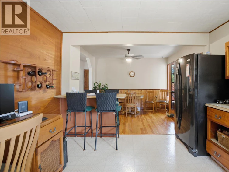 520 Royal Avenue, Kamloops, BC, V2B 3P9 - 13