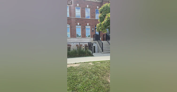 4-275 Max Becker Drive, Kitchener, ON, N2E 4G2