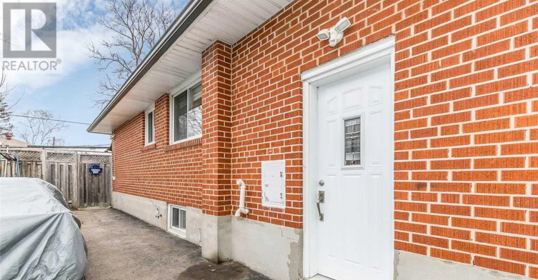 BSMT-17 Gander Drive, Toronto, ON, M1G 2W3 - 2