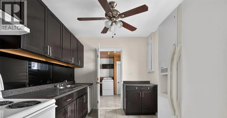 693 Pacific SOUTH, Windsor, ON, N8X 2X1 - 6
