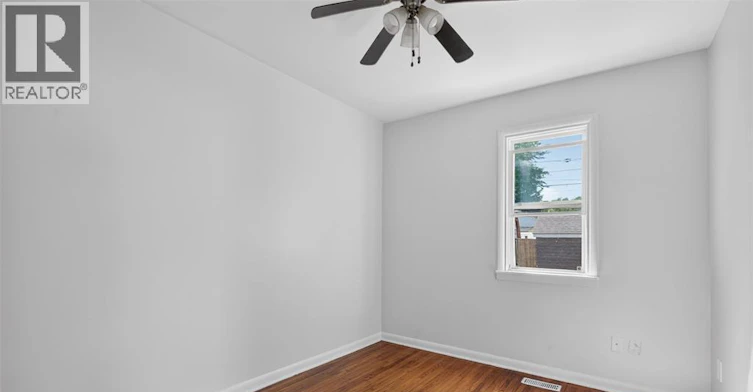 693 Pacific SOUTH, Windsor, ON, N8X 2X1 - 14