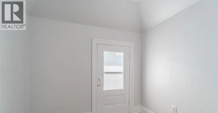 Upper-752 Windemere Road, Windsor, ON, N8Y 3E1 - 11