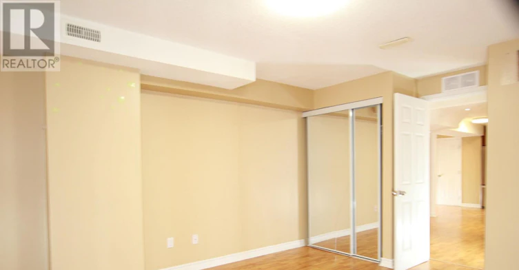 75 Park Avenue WEST, Bradford West Gwillimbury, ON, L3Z 0A7 - 16