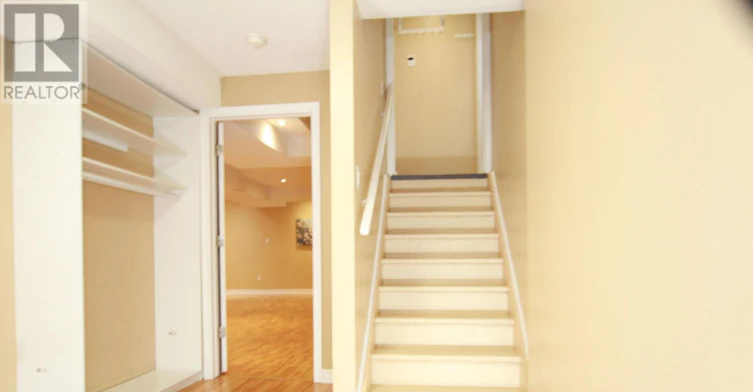75 Park Avenue WEST, Bradford West Gwillimbury, ON, L3Z 0A7 - 44