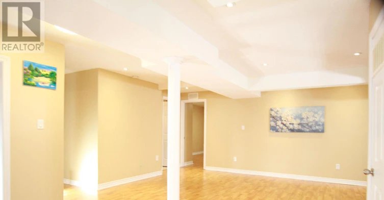 75 Park Avenue WEST, Bradford West Gwillimbury, ON, L3Z 0A7 - 34