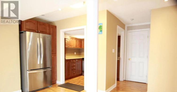 75 Park Avenue WEST, Bradford West Gwillimbury, ON, L3Z 0A7 - 39