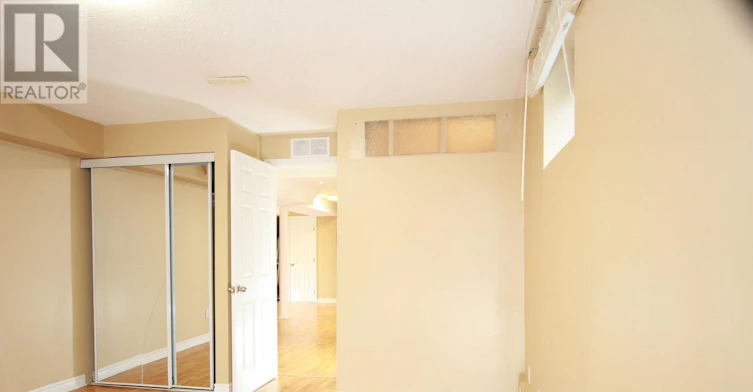 75 Park Avenue WEST, Bradford West Gwillimbury, ON, L3Z 0A7 - 15