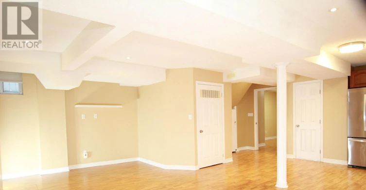 75 Park Avenue WEST, Bradford West Gwillimbury, ON, L3Z 0A7 - 18
