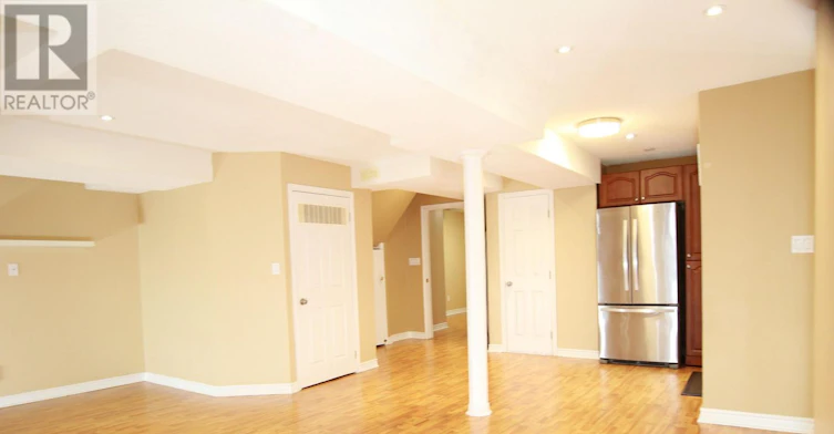 75 Park Avenue WEST, Bradford West Gwillimbury, ON, L3Z 0A7 - 17