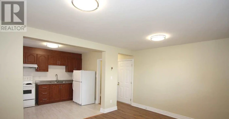 1-371 Elgin Court, Oshawa, ON, L1J 2P5 - 3