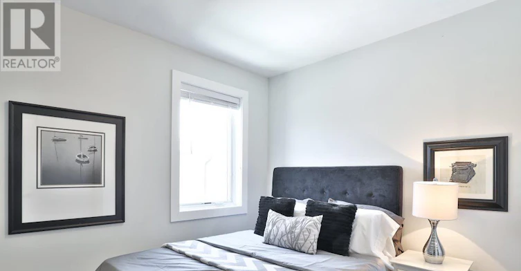 365 Harvie Avenue, Toronto, ON, M6E 4L7 - 15