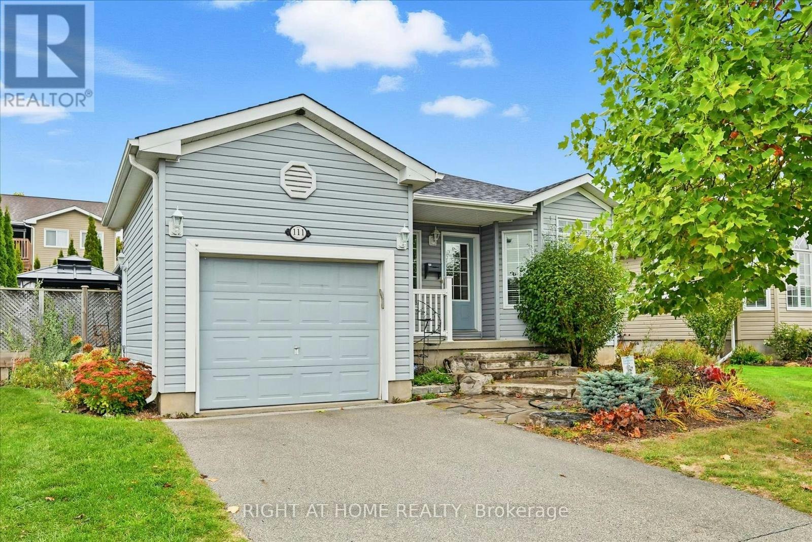 111 Gracehill Crescent, Hamilton, ON, L8B 1A5