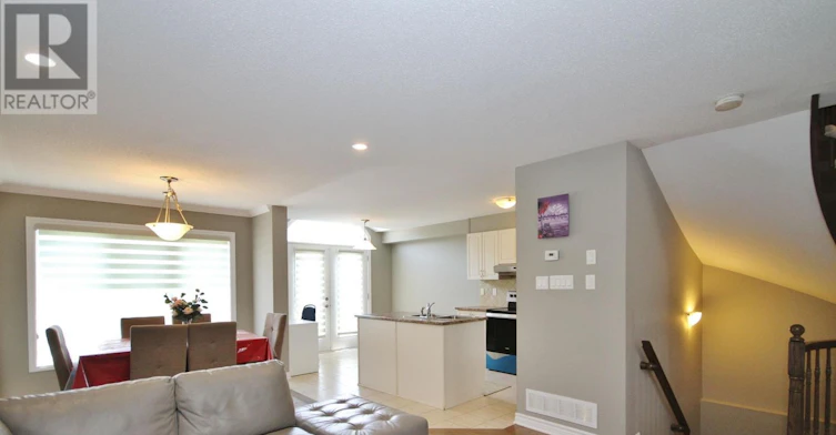 302 Tourmaline Crescent, Ottawa, ON, K2J 3T9 - 8