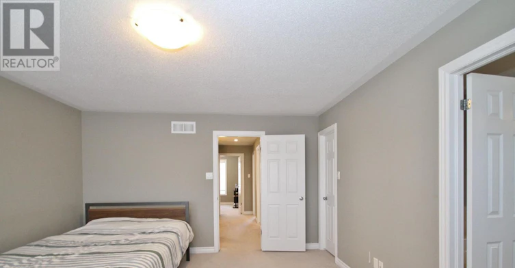 302 Tourmaline Crescent, Ottawa, ON, K2J 3T9 - 18