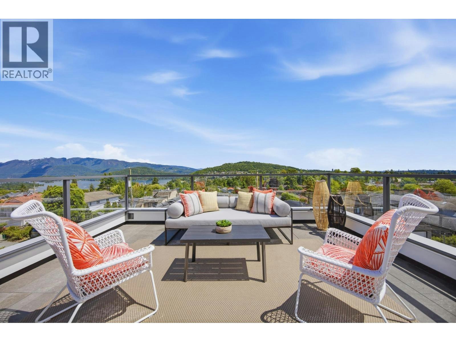 40 Sea Avenue, Burnaby, BC, V5B 3W6