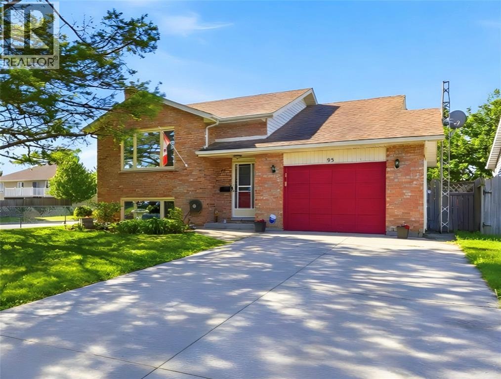 95 Turner Drive, Sarnia, ON, N7S 5G6