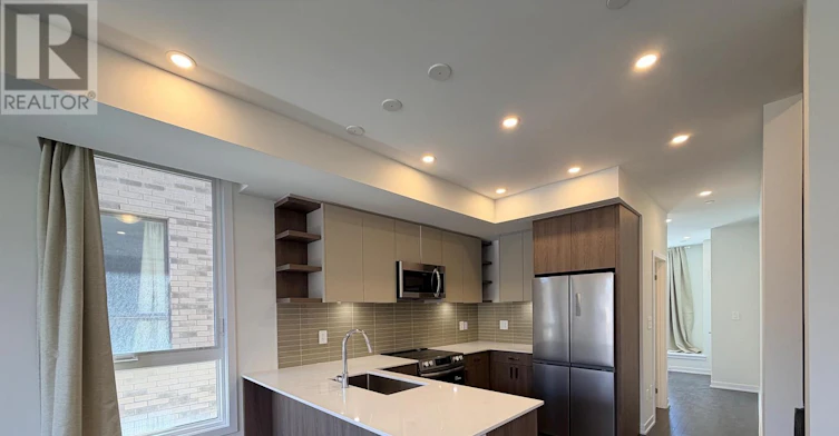 MAIN-24 Green Garden Boulevard, Toronto, ON, M6A 1N3 - 5