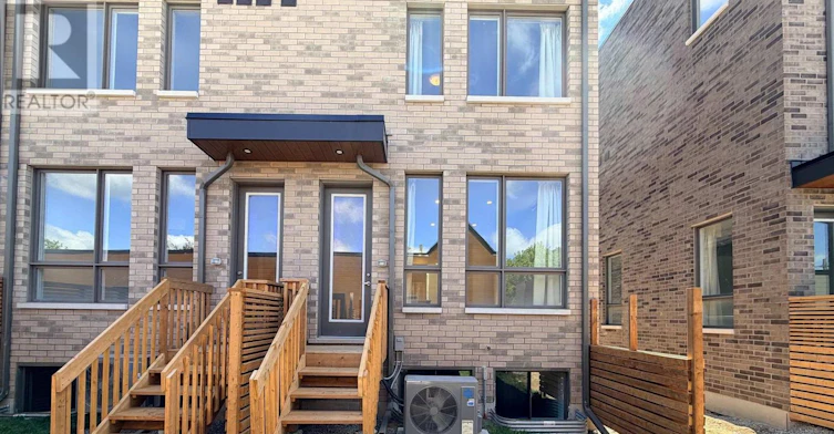 MAIN-26 Green Garden Boulevard, Toronto, ON, M6A 1N3 - 17