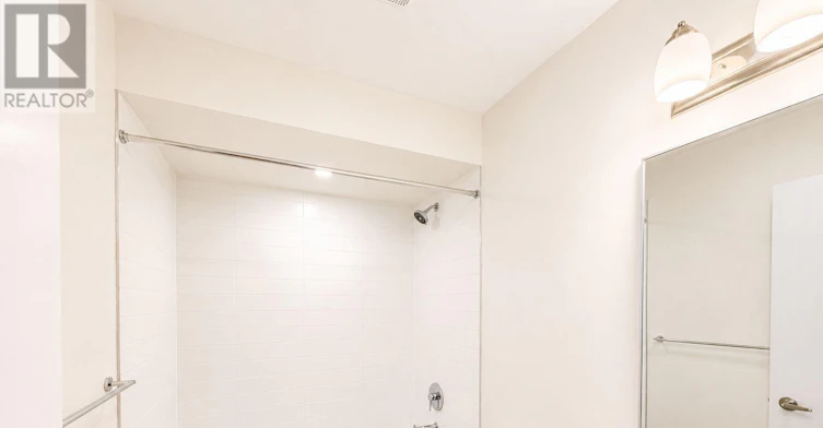 MAIN-26 Green Garden Boulevard, Toronto, ON, M6A 1N3 - 12
