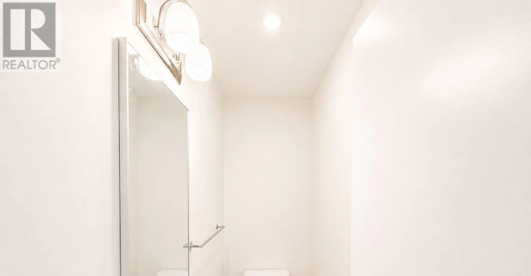 MAIN-26 Green Garden Boulevard, Toronto, ON, M6A 1N3 - 3