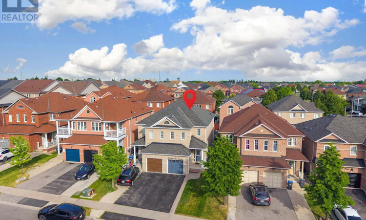 108 Silent Pond Crescent