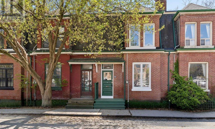 5 Mark Street